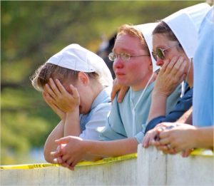 Amish girls