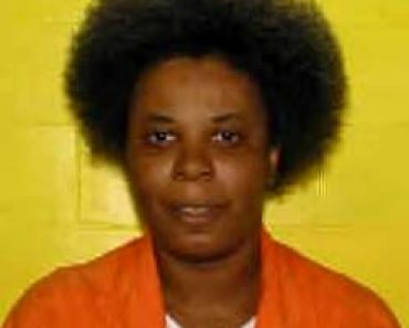 Debra Brown / She had a master-slave relationship with an habitual killer
